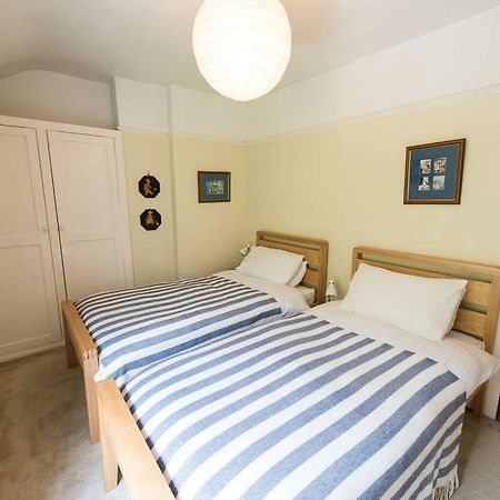 Glan Y Mor, 147 Station Road Leilighet Deganwy Eksteriør bilde